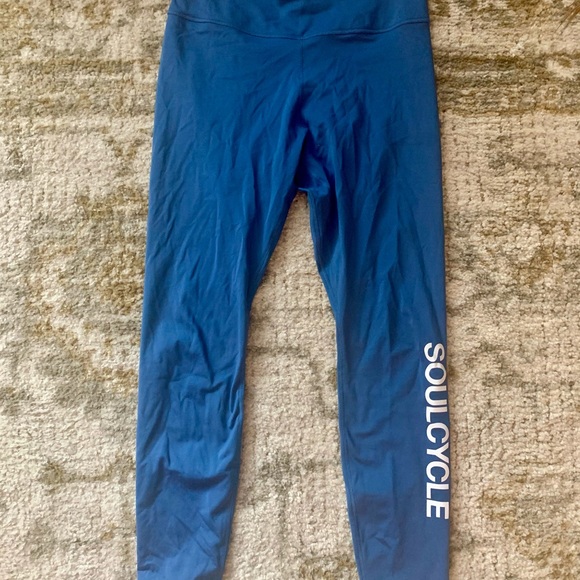 SoulCycle x Nike One Luxe leggings size M - Picture 2 of 3